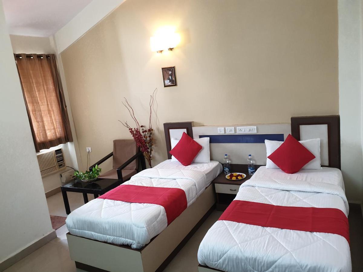 Hotel City Comfort Маргао Экстерьер фото